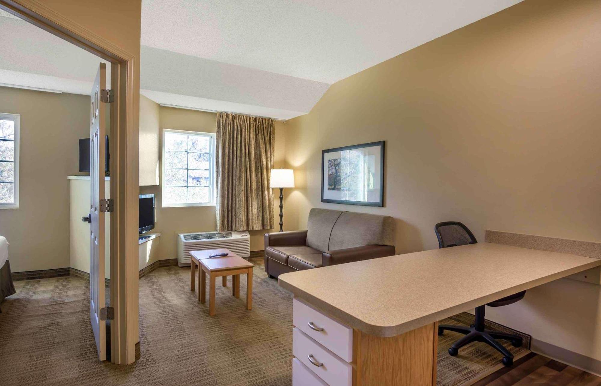 Extended Stay America Select Suites - Charleston - Airport North Charleston Exterior photo